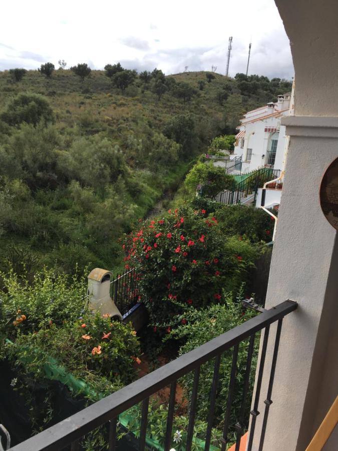 Cozy Studio In Benajarafe With Chimney מראה חיצוני תמונה